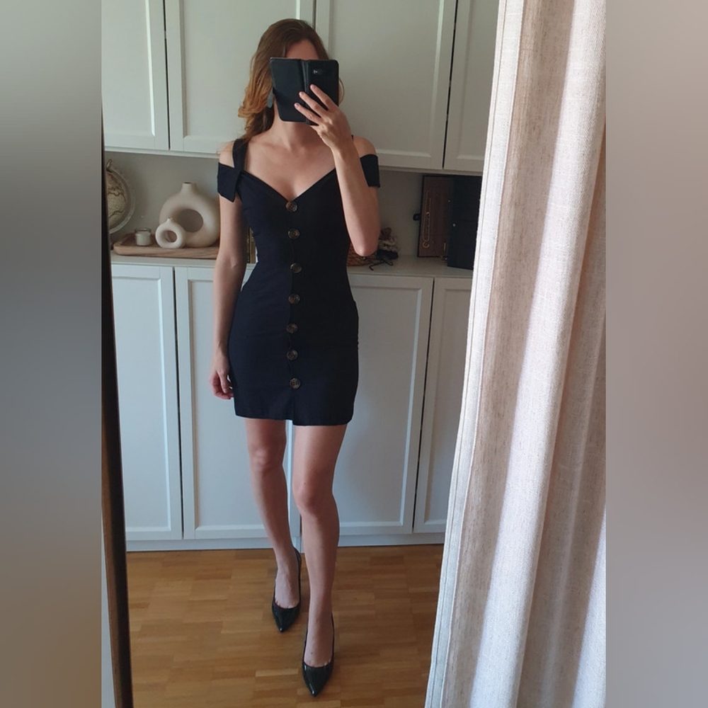 H&M Linen Blend Cold Shoulder Mini Dress